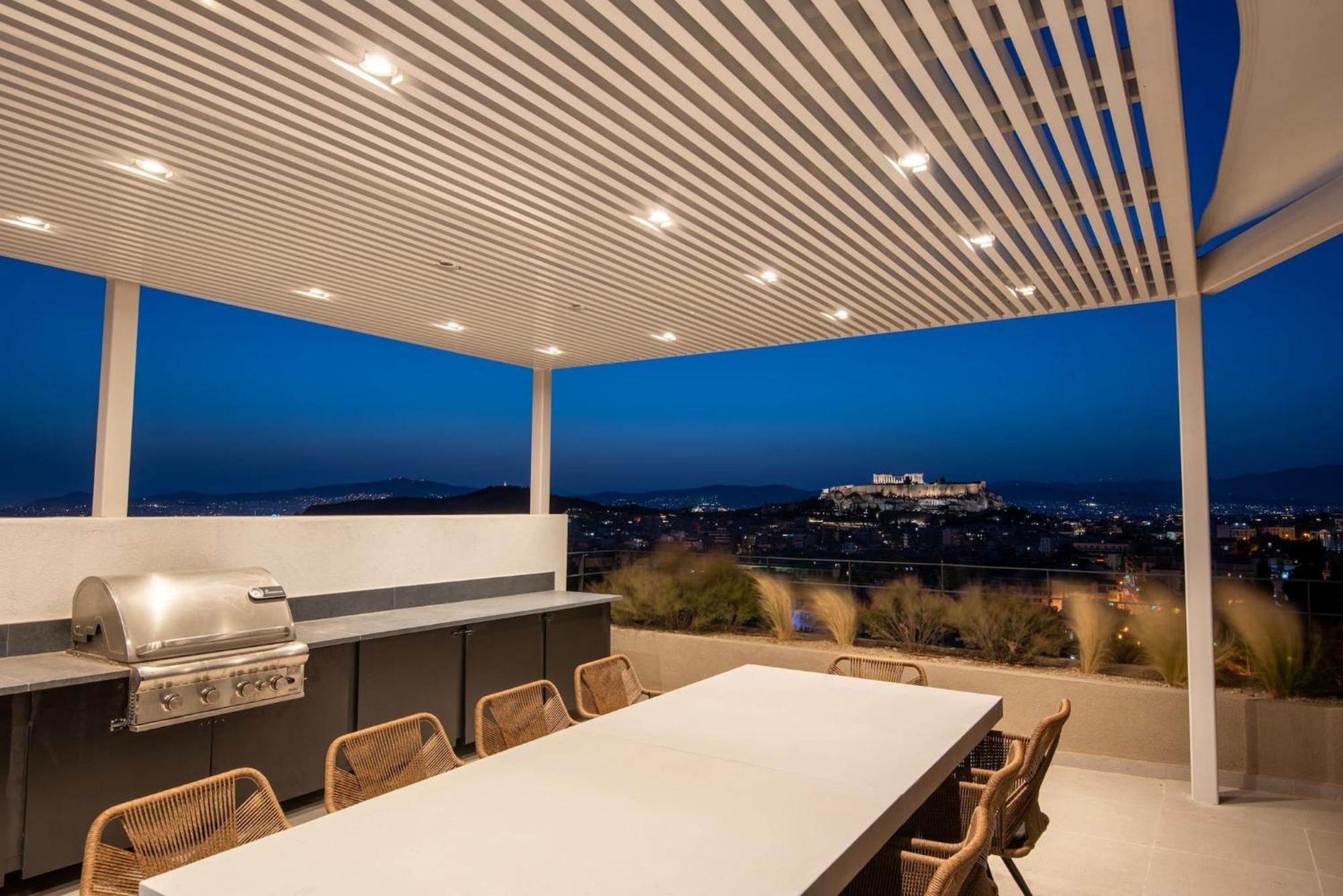 Urban Apt With Stunning Acropolis View & Roofdeck Αθήνα Εξωτερικό φωτογραφία